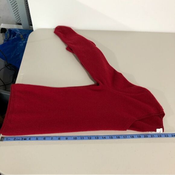 Charter Club Sweater Womens Small 100% Cashmere Red V Neck - Picture 8 of 10